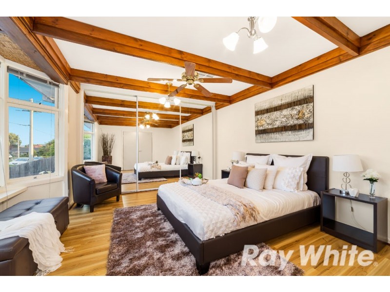 12 Carlisle Road, Ferntree Gully VIC 3156