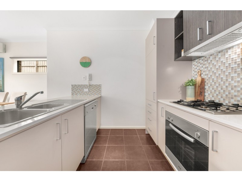 8/3-5 Milton Street, Ferntree Gully VIC 3156