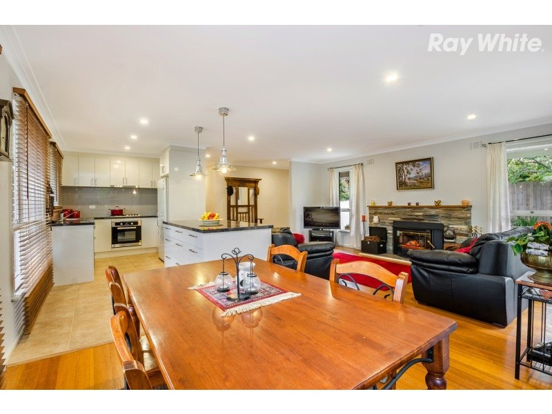 64 Tate Avenue, Wantirna South VIC 3152