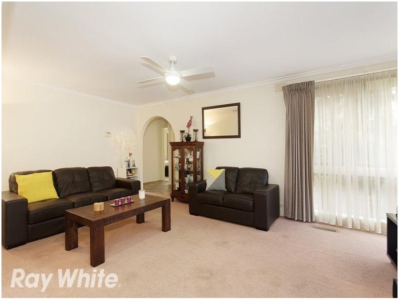 8 Fay Street, Scoresby VIC 3179