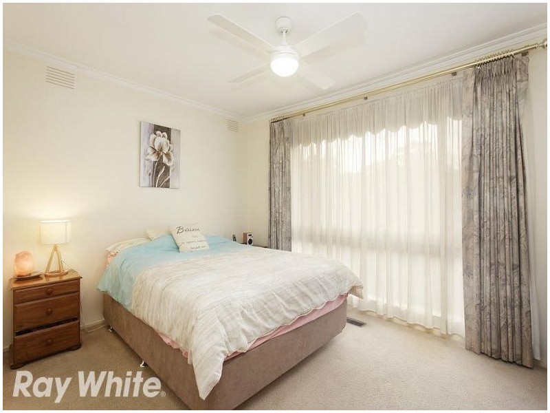 8 Fay Street, Scoresby VIC 3179