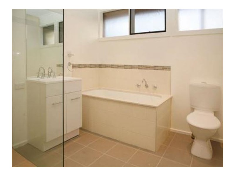 4/30 Mount Dandenong Road, Ringwood East VIC 3135