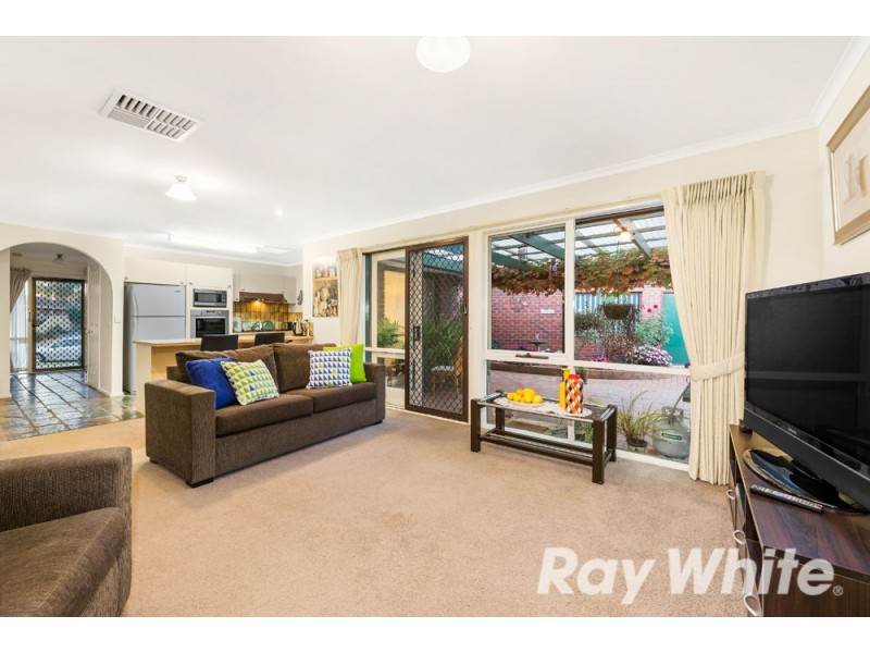 11 Endeavour Place, Wantirna South VIC 3152