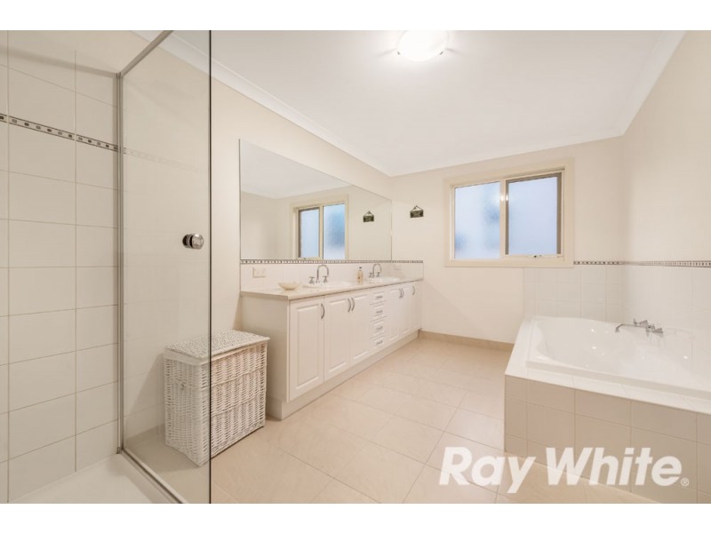 1/3 Davies Close, Wantirna VIC 3152