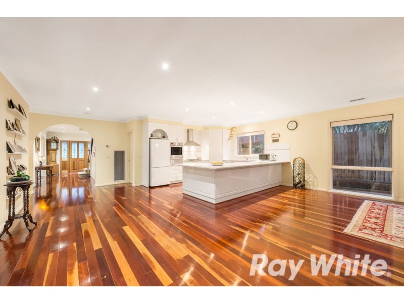 1/3 Davies Close, Wantirna VIC 3152