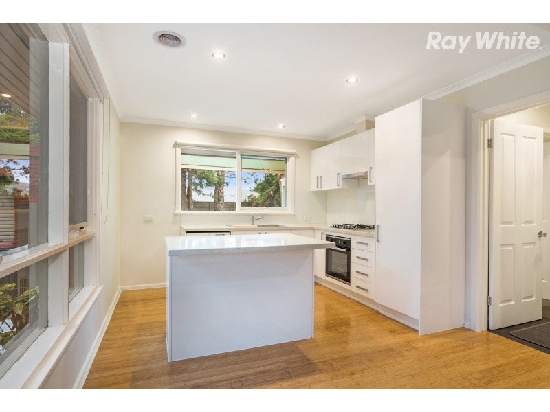 10 Canterbury Court, Bayswater North VIC 3153