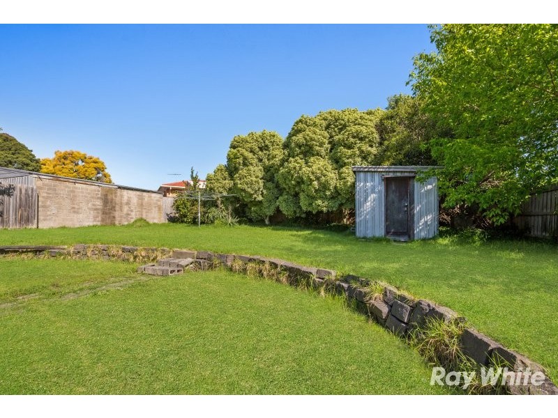 6 Helpmann Street, Wantirna South VIC 3152