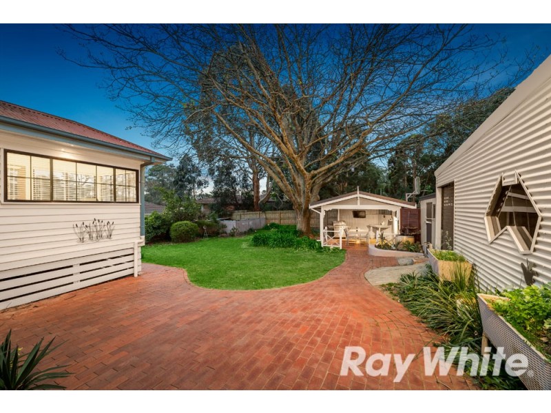 13 Butlers Road, Ferntree Gully VIC 3156