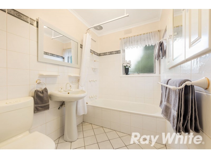 6 Waranga Road, Bayswater VIC 3153