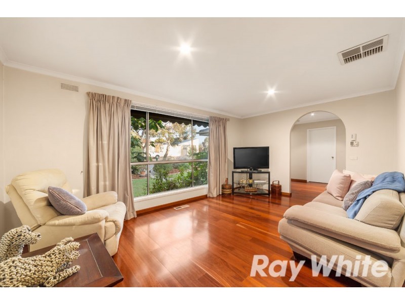 4 Westburn Grove, Scoresby VIC 3179