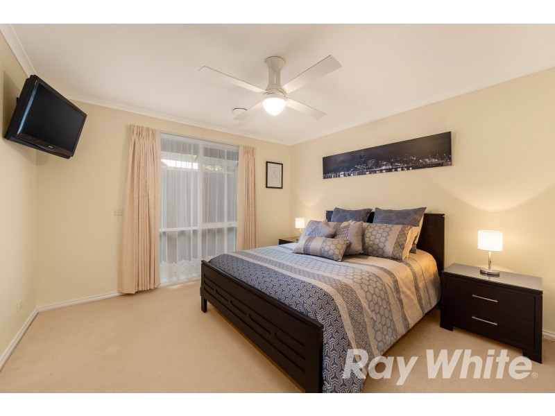 17 Hancock Drive, Ferntree Gully VIC 3156