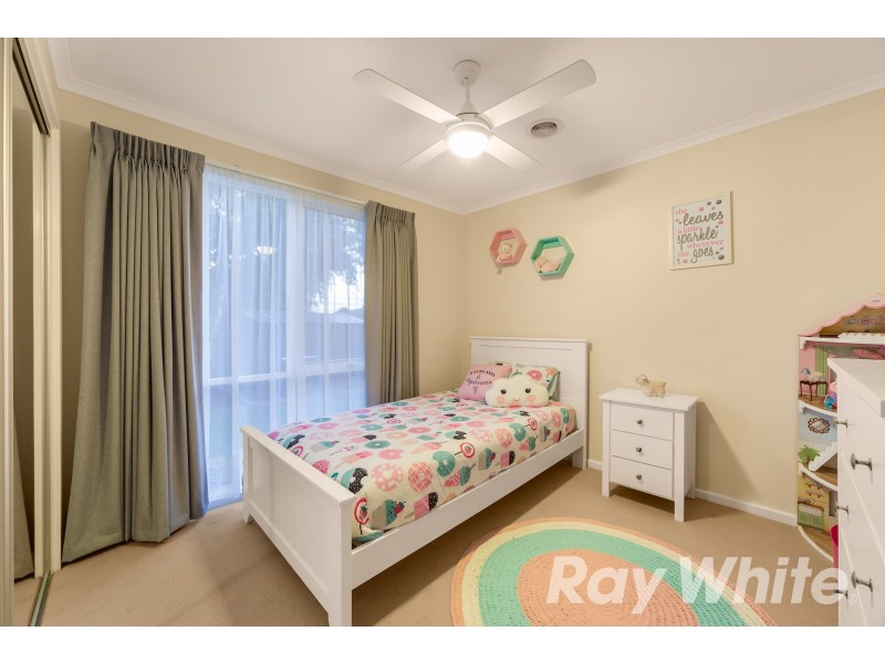 17 Hancock Drive, Ferntree Gully VIC 3156