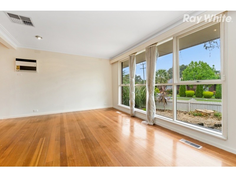 57 Ireland Avenue, Wantirna South VIC 3152