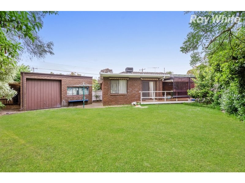 57 Ireland Avenue, Wantirna South VIC 3152