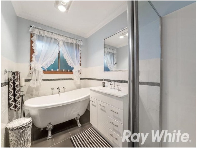 2 Catherine Street, Boronia VIC 3155