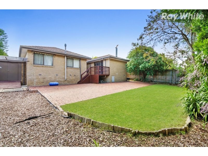 5 Saxon Avenue, Wantirna VIC 3152
