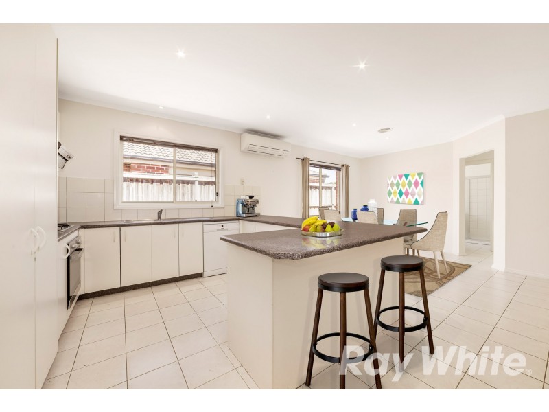 43 Jamieson Way, Berwick VIC 3806