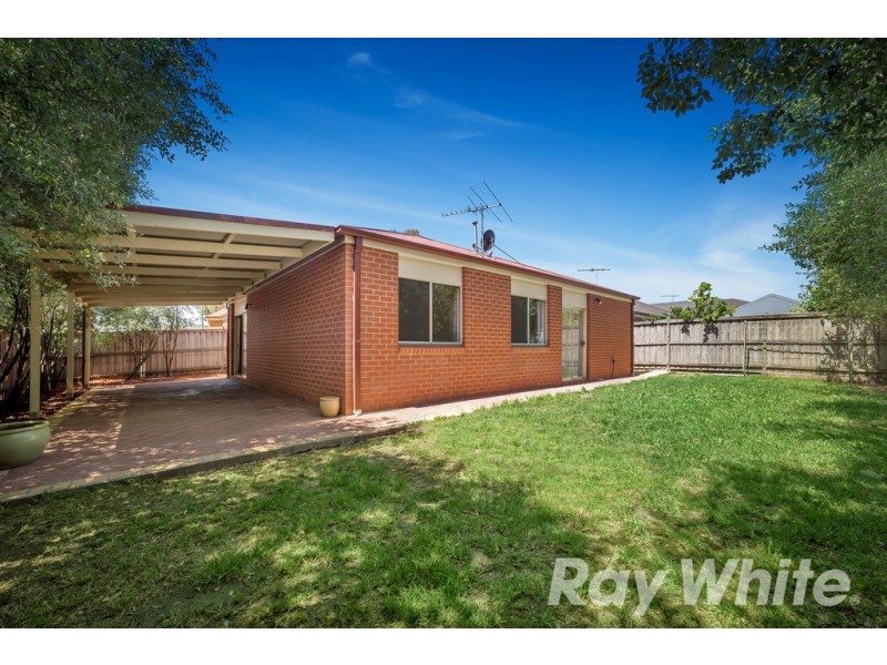 43 Jamieson Way, Berwick VIC 3806