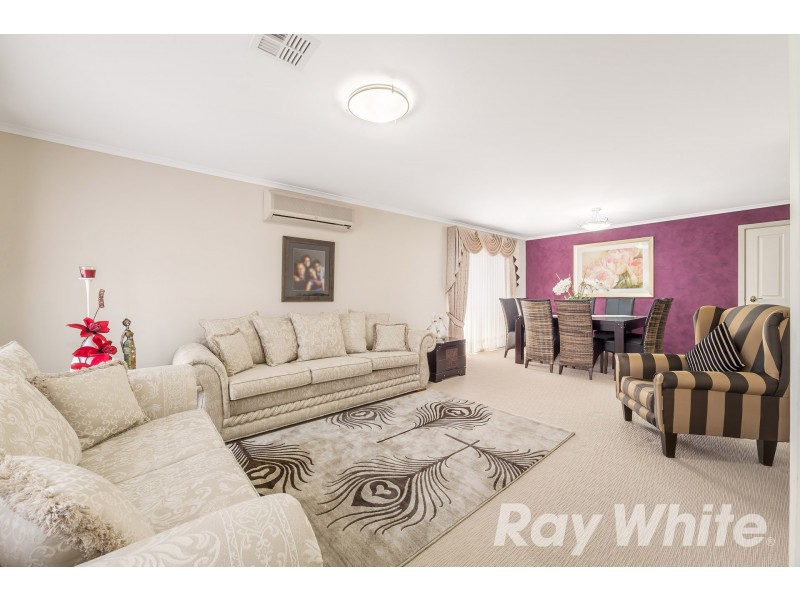 16 Ravenscourt Close, Rowville VIC 3178