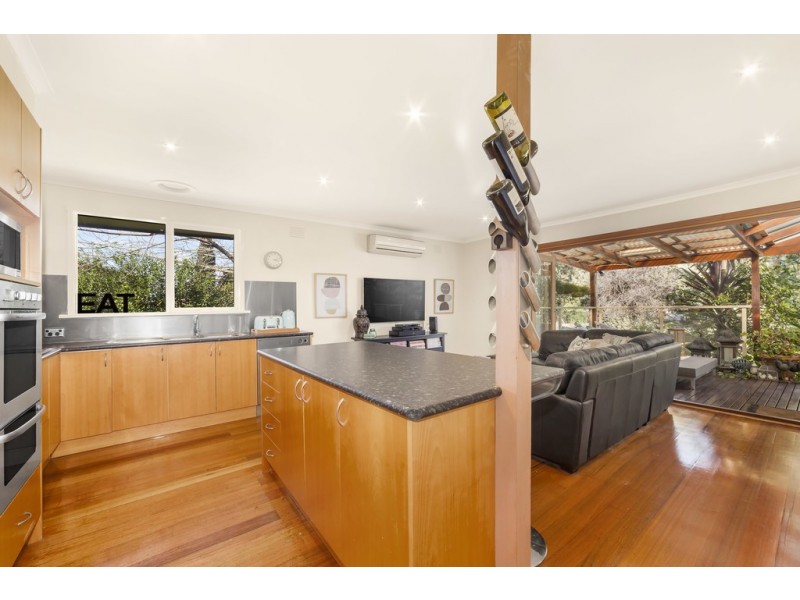 55 Collendina Crescent, Scoresby VIC 3179