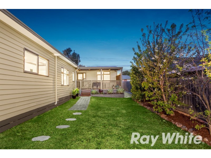 12 Carlisle Road, Ferntree Gully VIC 3156
