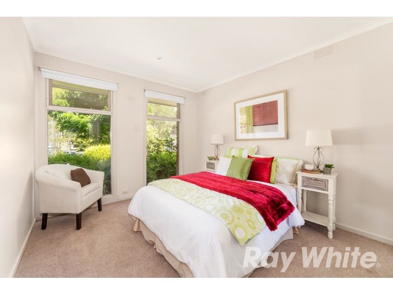 26 Bellbird Drive, Wantirna VIC 3152