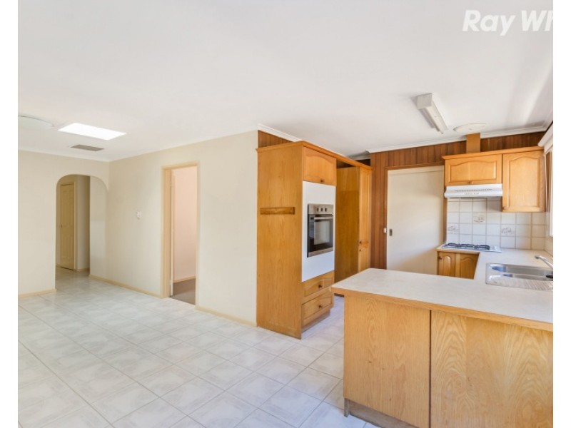61 Chartwell Drive, Wantirna VIC 3152