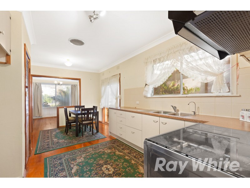17 Gilbert Court, Scoresby VIC 3179