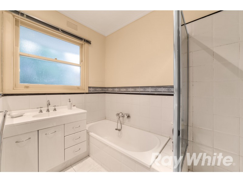 44 Centre Road, Vermont VIC 3133