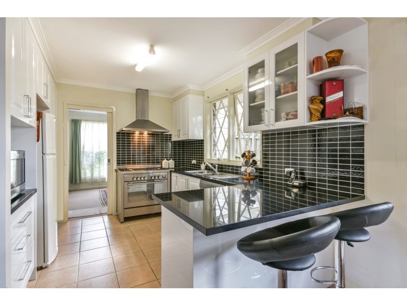 38 Weeden Drive, Vermont South VIC 3133