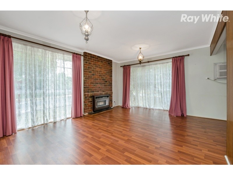 11 Suffern Avenue, Bayswater VIC 3153
