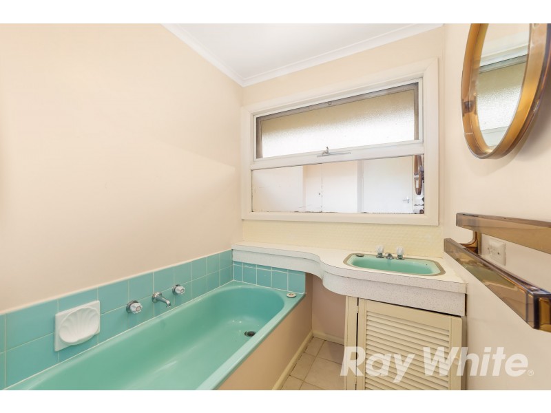 2 Mingana Road, Wantirna South VIC 3152