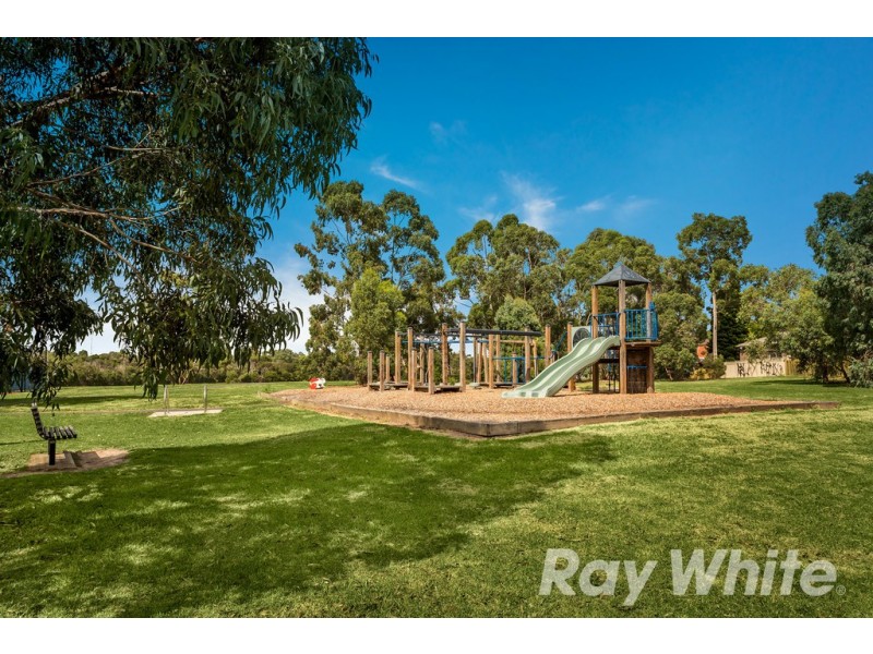 2 Mingana Road, Wantirna South VIC 3152