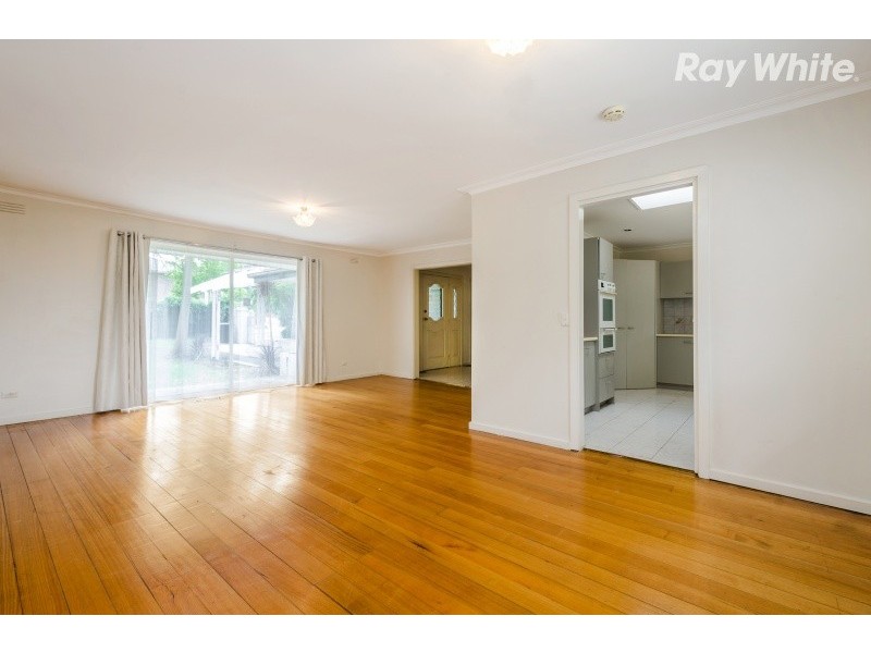 75 Gateshead Drive, Wantirna South VIC 3152