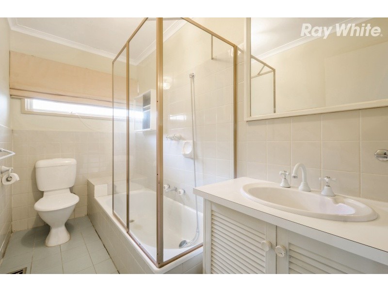 75 Gateshead Drive, Wantirna South VIC 3152