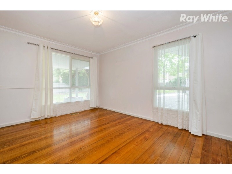 75 Gateshead Drive, Wantirna South VIC 3152