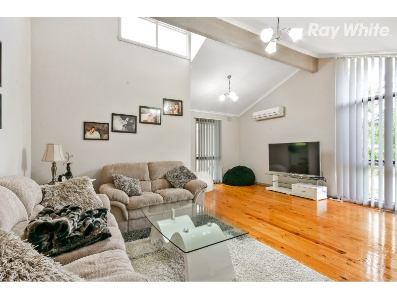 6 Mariposa Court, Wantirna South VIC 3152