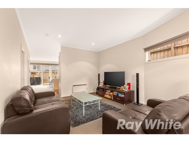 8/5 Milton Street, Ferntree Gully VIC 3156