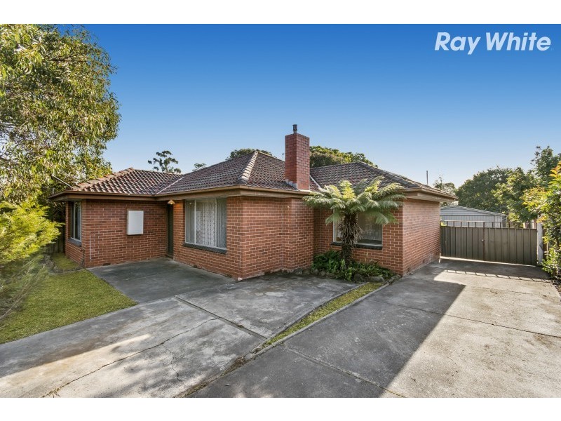 8 Darwin Road, Boronia VIC 3155