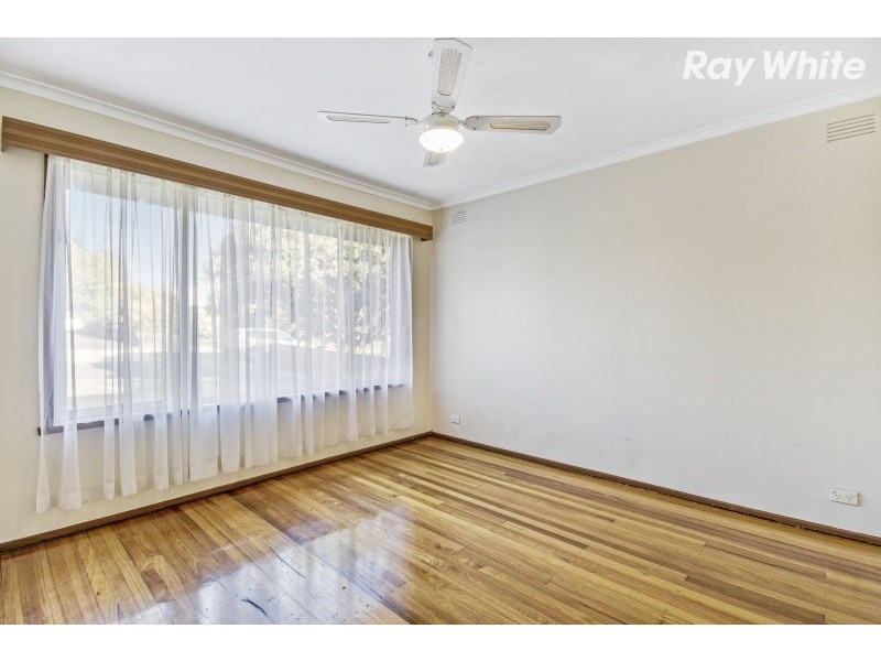 8 Darwin Road, Boronia VIC 3155