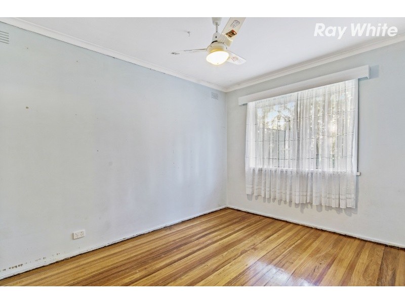 8 Darwin Road, Boronia VIC 3155