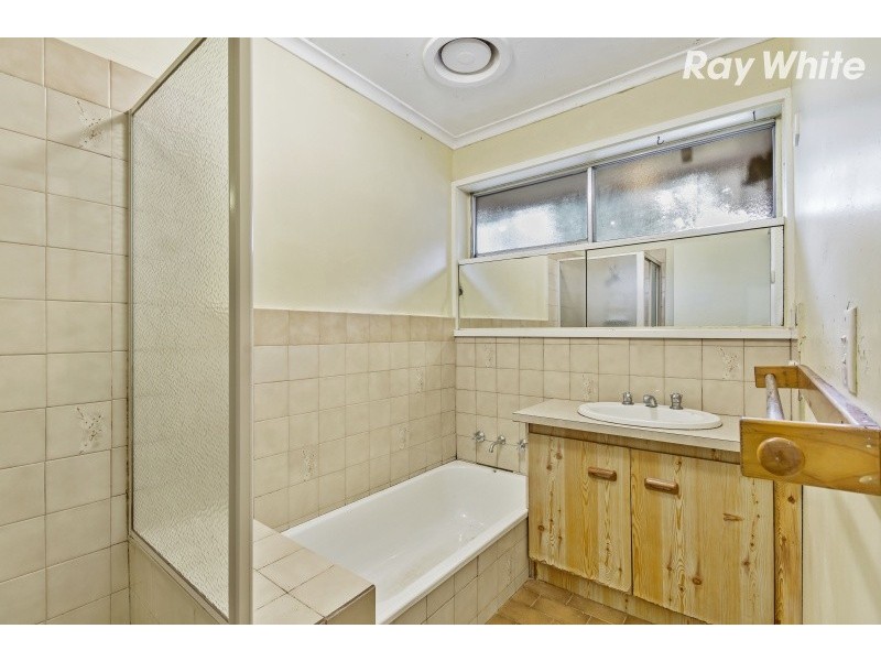 8 Darwin Road, Boronia VIC 3155