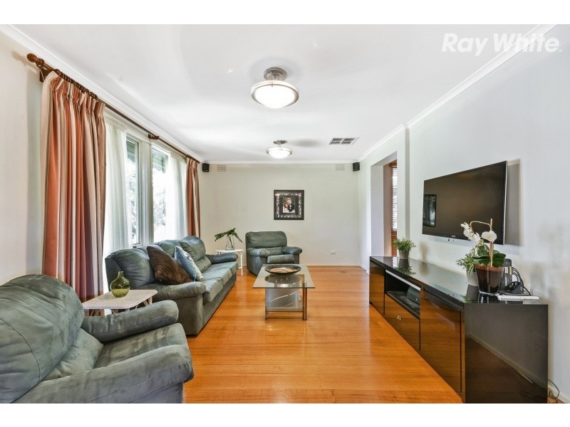 15 Ellerton Square, Wantirna VIC 3152