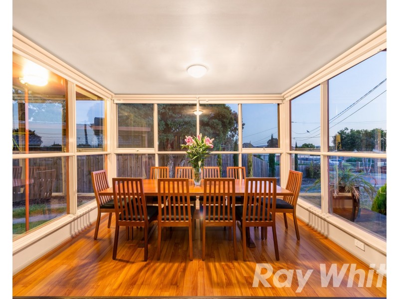 31 Aisbett Ave, Wantirna South VIC 3152