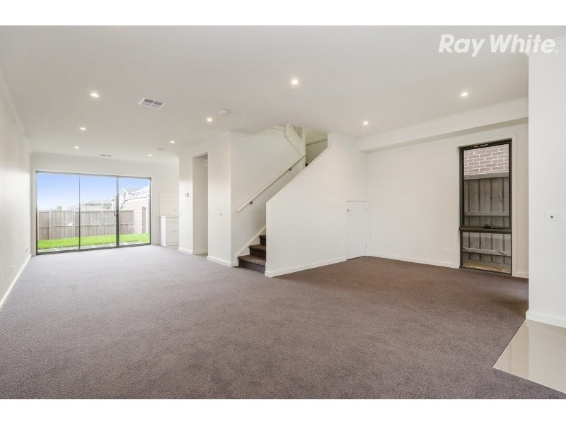 170 Harcrest Boulevard, Wantirna South VIC 3152