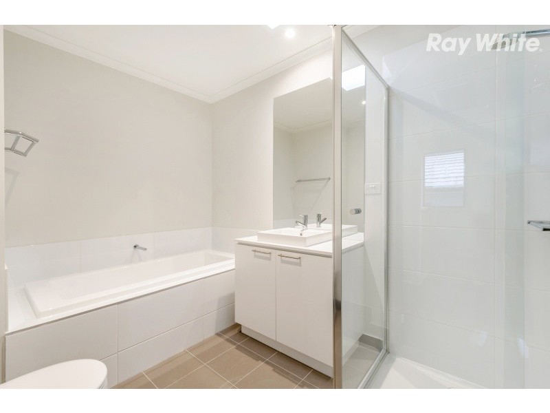 170 Harcrest Boulevard, Wantirna South VIC 3152