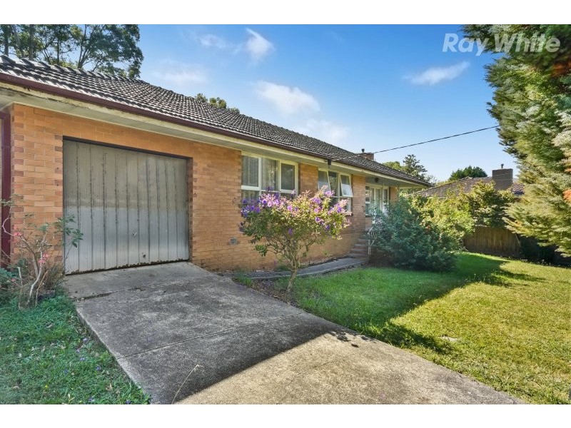 8 New Street, Boronia VIC 3155