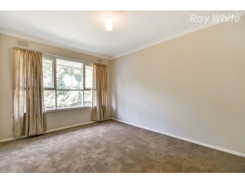 8 New Street, Boronia VIC 3155