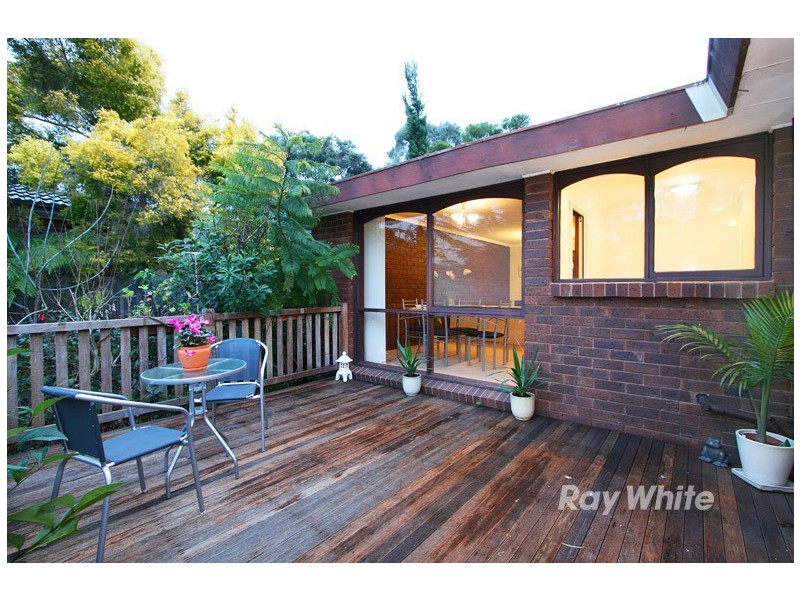 16 Milpera Crescent, Wantirna VIC 3152