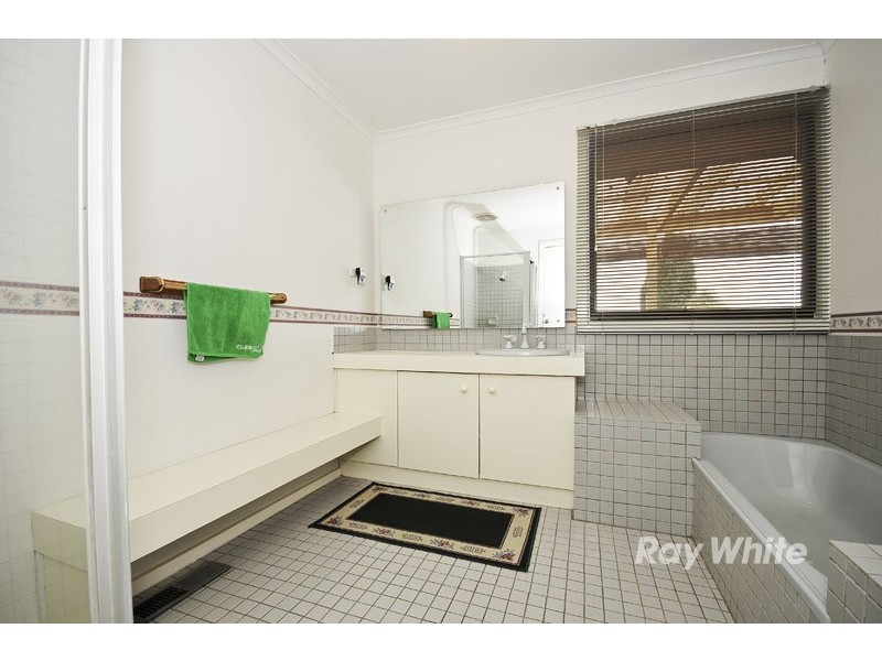 116 Argyle Way, Wantirna South VIC 3152